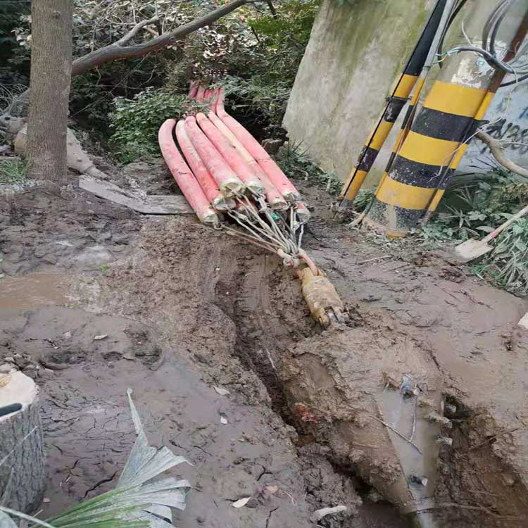 天门溶剂拖拉管